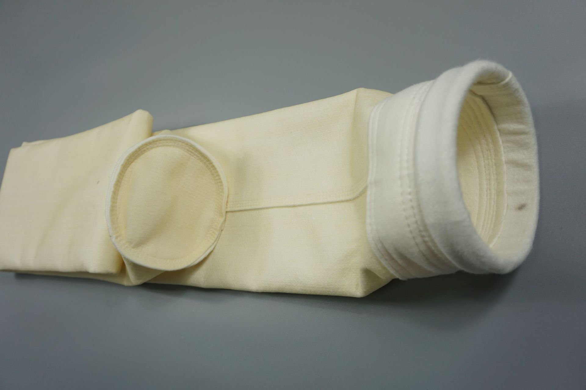 水泥廠如何選擇除塵布袋？