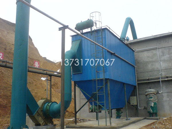 山東濟寧磚廠田經(jīng)理定購的煤矸石粉碎機布袋除塵器已發(fā)貨 山東濟寧磚廠田經(jīng)理定購的煤矸石粉碎機布袋除塵器已發(fā)貨