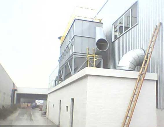 天津鋁塑門(mén)窗廠木工機(jī)械布袋除塵器已投入使用 天津鋁塑門(mén)窗廠木工機(jī)械布袋除塵器已投入使用